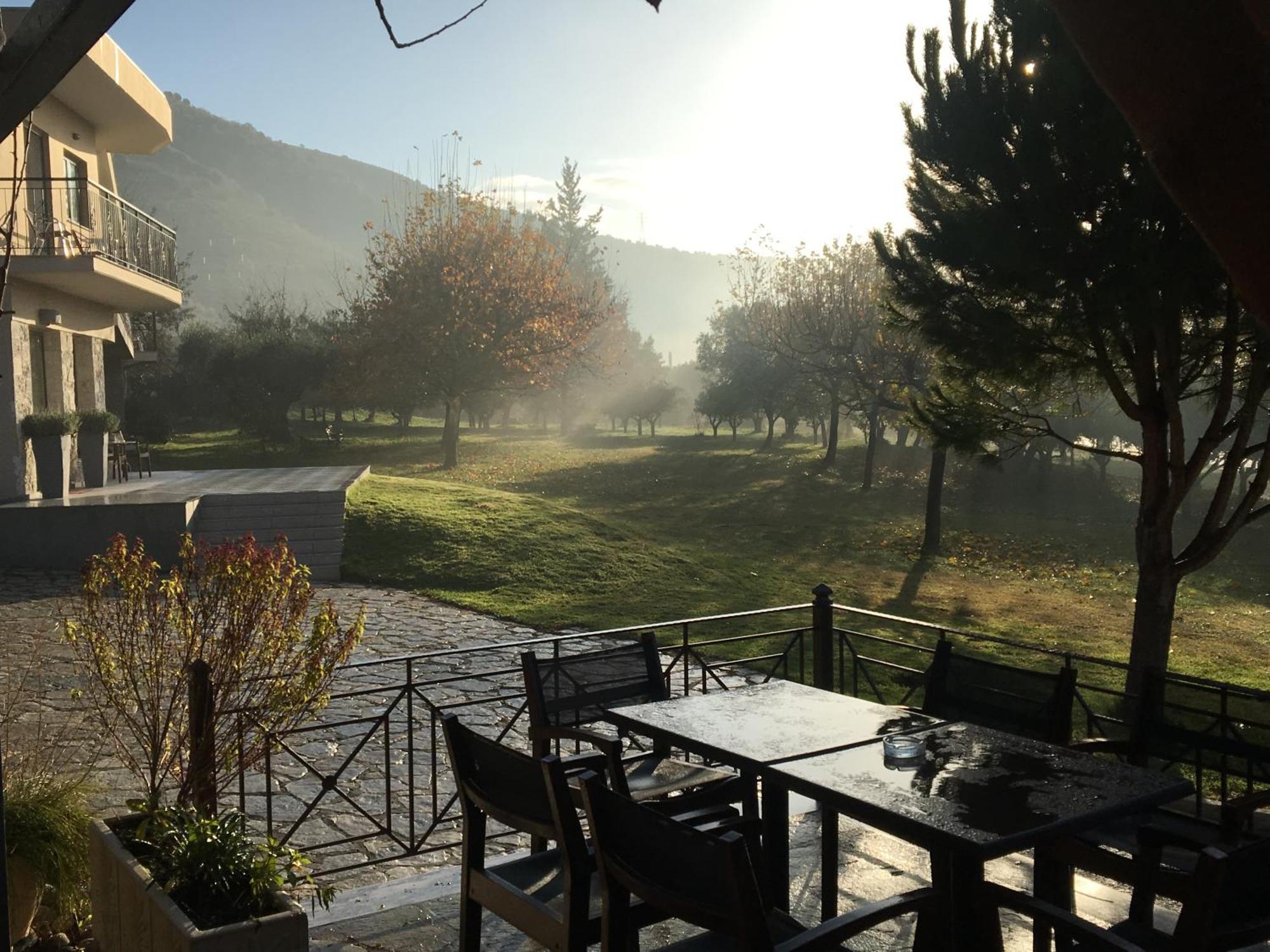 Hotel Marathia Arta Bagian luar foto
