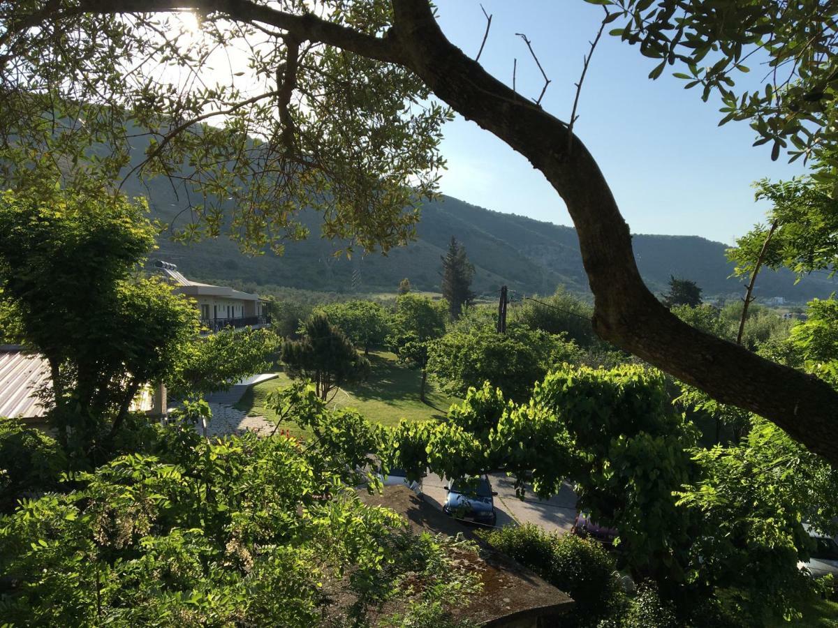 Hotel Marathia Arta Bagian luar foto