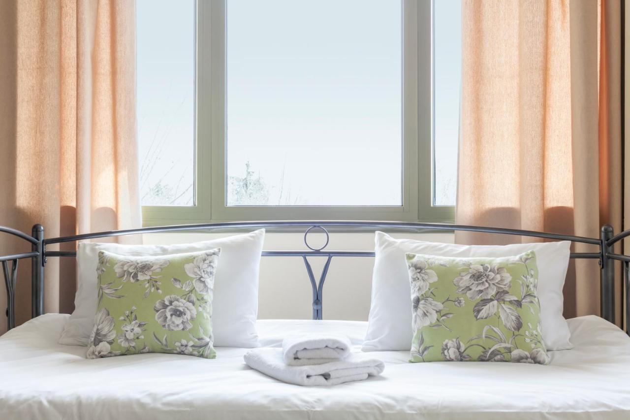 Hotel Marathia Arta Bagian luar foto